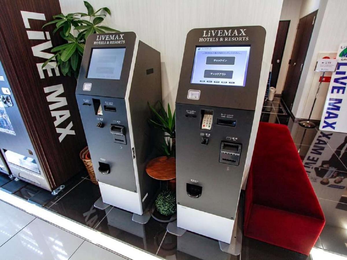 Hotel Livemax Yokohama Stadium Mae Екстер'єр фото